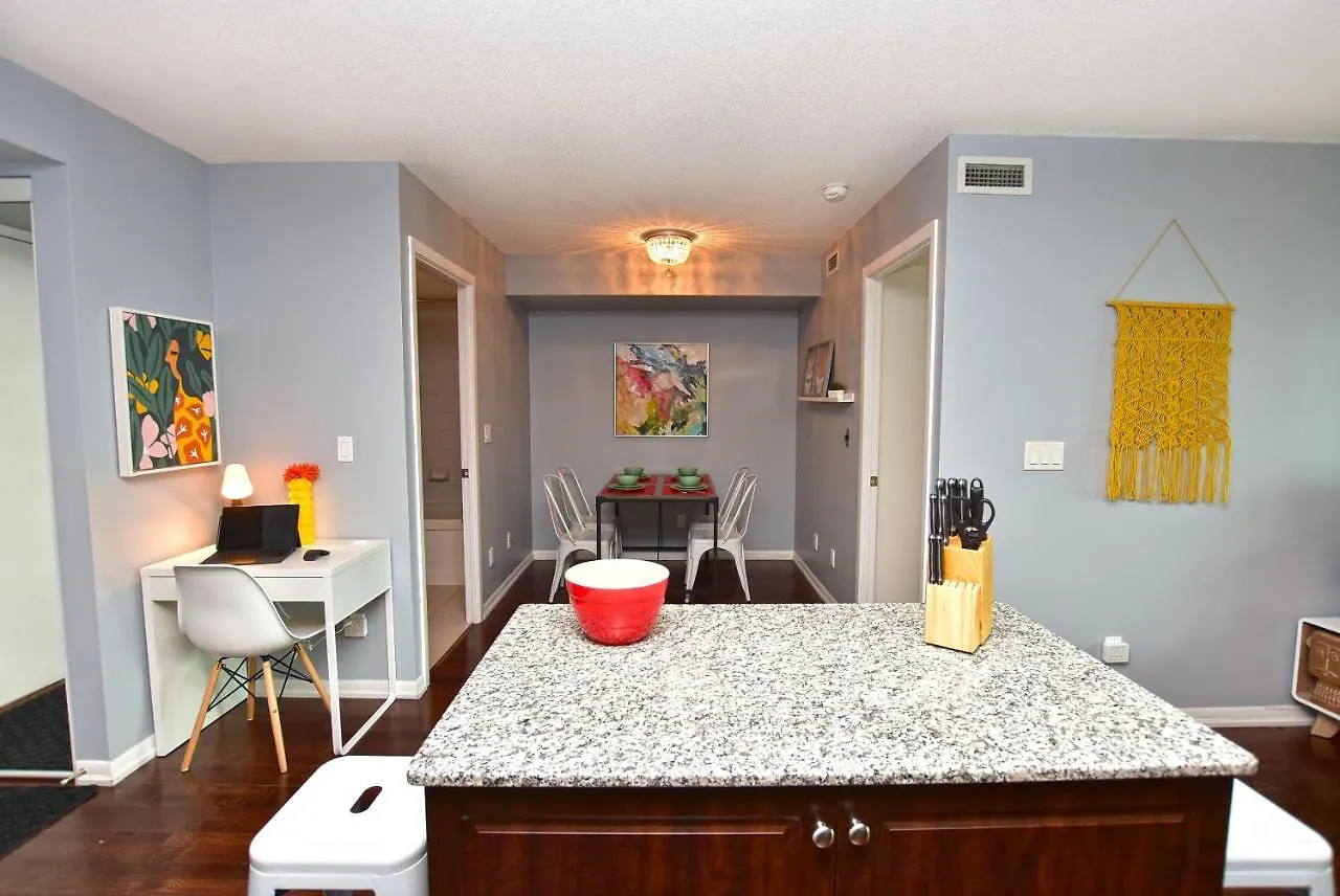 Downtown Condo, Free Parking & Amenities Toronto 0*,